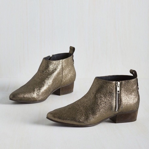 Seychelles Shoes - Seychelles Serene Metallic Bronze Booties